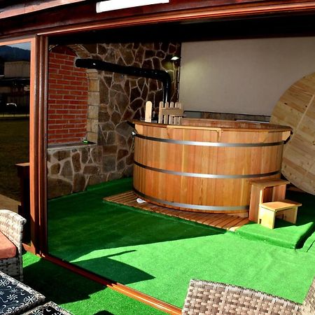 Family Hotel Daisy Borino Exterior photo