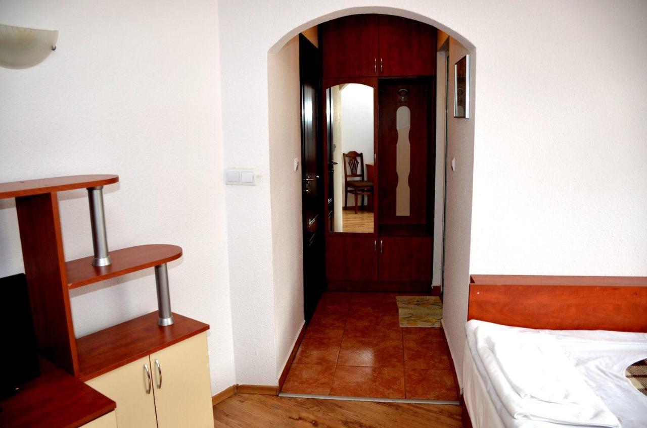 Family Hotel Daisy Borino Exterior photo