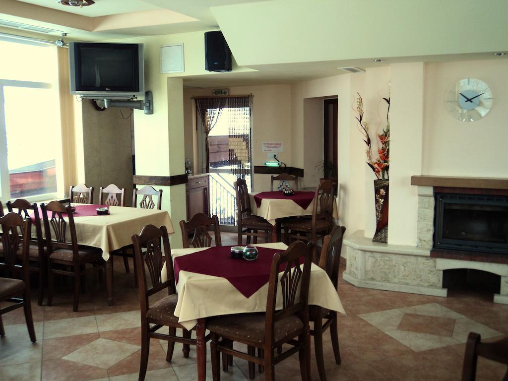 Family Hotel Daisy Borino Exterior photo
