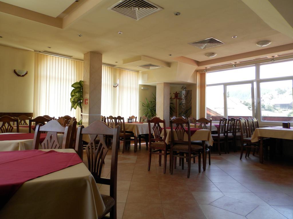 Family Hotel Daisy Borino Exterior photo